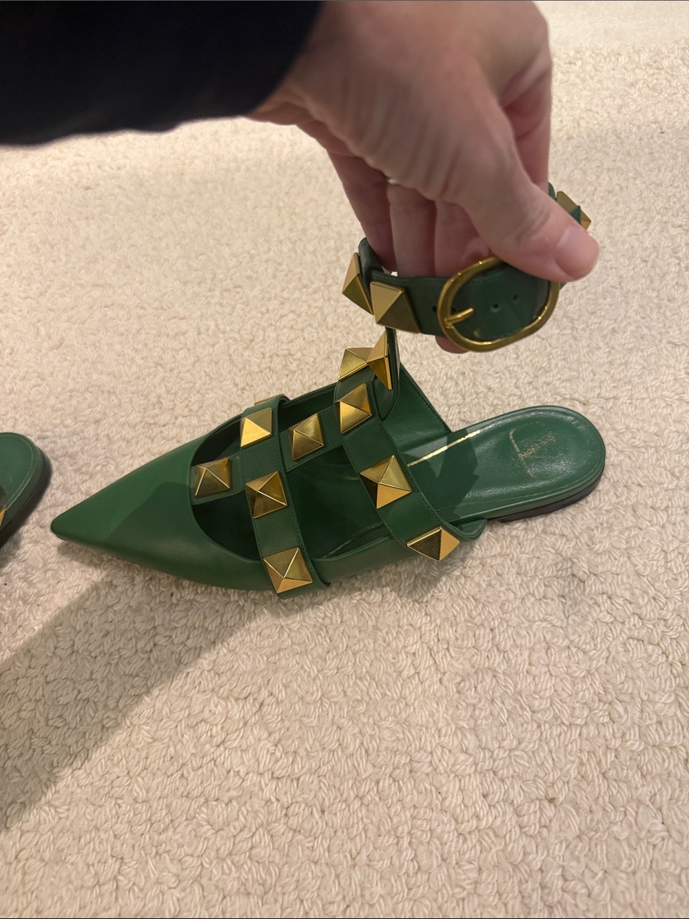 Valentino Garavani Green Pointed-Toe Studded Mules - Picture 6 of 10